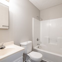 bathroom at Magnolia Terrace located in Macon, GA